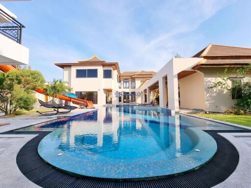 7 Bedrooms House in Phutara East Pattaya H010513