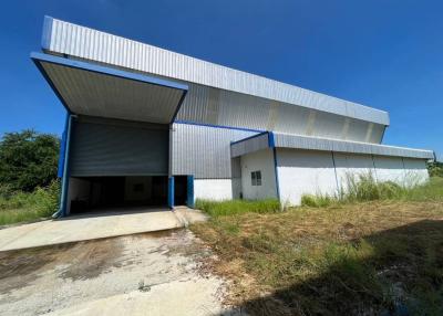 Factory warehouse for sale in Nong Irun, Ban Bueng, Chonburi.