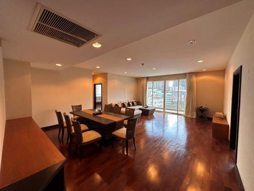 3-bedroom corner unit condo for sale on Phrom Phong