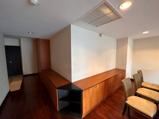 3-bedroom corner unit condo for sale on Phrom Phong