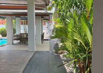 Single house for sale in Huai Yai Piam Mongkol Village With furniture With swimming pool, Chonburi