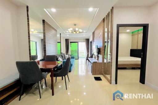 Urgent sale 2 bedroom condominium  walking distance to Jomtien Beach good location