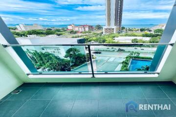 Urgent sale 2 bedroom condominium  walking distance to Jomtien Beach good location