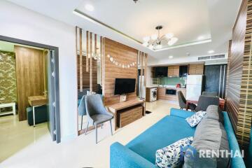 Urgent sale 2 bedroom condominium  walking distance to Jomtien Beach good location