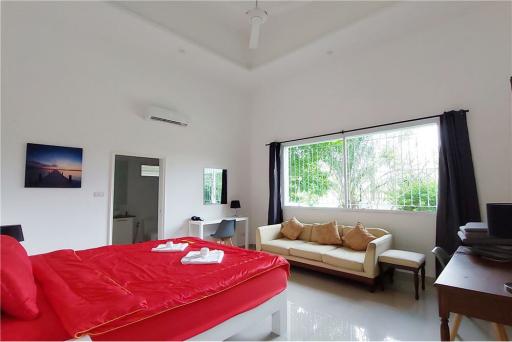 6 Bedroom Private Pool Villa in Huay Yai