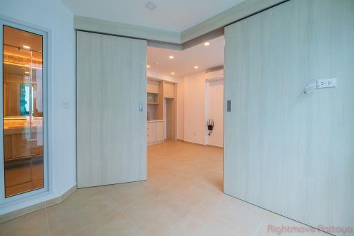 1 Bed Condo For Sale In Central Pattaya - Olympus City Garden