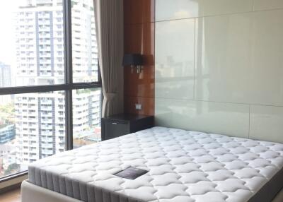 2 bed Condo in The Address Sukhumvit 28 Khlongtan Sub District C020493