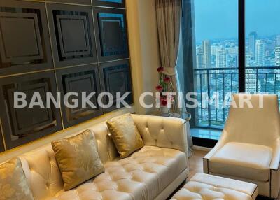 Condo at Equinox Phahol-Vipha for rent