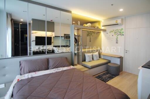 Condo at Noble Revolve Ratchada for rent
