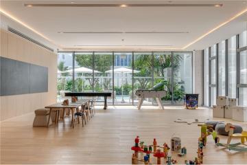 A FREEHOLD RESIDENCE SITUATED ON ONE OF THE MOST VALUABLE AND DESIRABLE LAND PLOTS IN BANGKOK