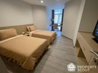 2-BR Apt. near MRT Sukhumvit