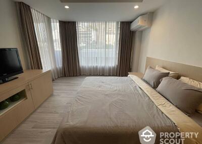 2-BR Apt. near MRT Sukhumvit