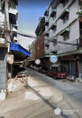 Retail Space for Rent in Si Phraya