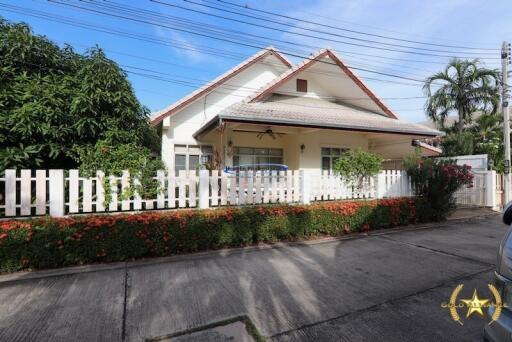 Coconut Groove 3 bedroom villa close to Hua Hin City center for sale