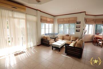 Coconut Groove 3 bedroom villa close to Hua Hin City center for sale