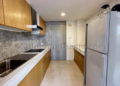 Spacious 2-Bedrooms - Ploenchit