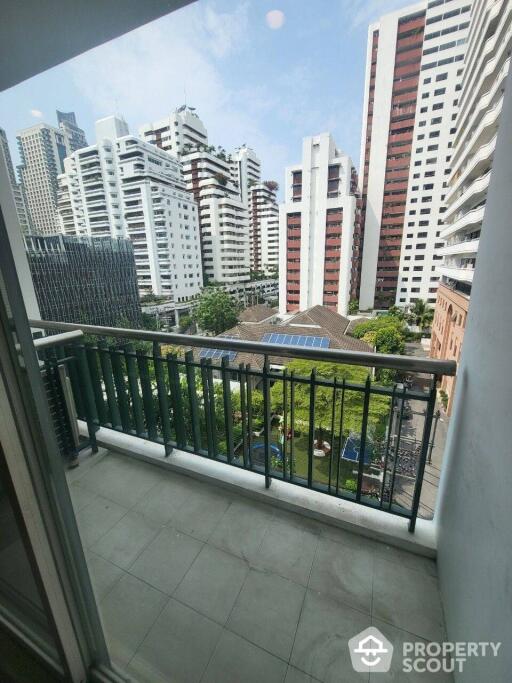 3-BR Condo at Wind Sukhumvit 23 near BTS Asok