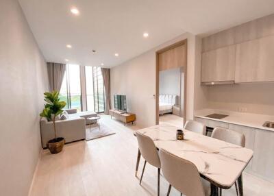 🔥HOT UNIT NEW IN!!! 🔥 1 Bed, 1 Bath Luxury Condo in Ploenchit