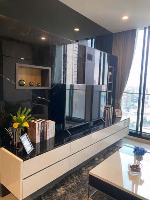 🔥HOT UNIT NEW IN!!!🔥1 Bedroom Condo middle of Bangkok, Ploenchit