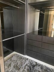 🔥HOT UNIT NEW IN!!!🔥1 Bedroom Condo middle of Bangkok, Ploenchit