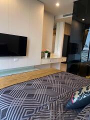 🔥HOT UNIT NEW IN!!!🔥1 Bedroom Condo middle of Bangkok, Ploenchit