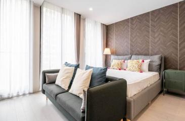 🔥HOT UNIT NEW IN!!! 🔥 1-Bedroom Condo, 0 Distance to BTS Ploenchit