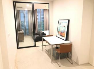 🔥HOT UNIT NEW IN!!! 🔥 1-Bed Condo in Ploenchit Area