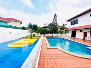 House for sale with tenant, house in Pattaya, Paradise Villa 1 Village.