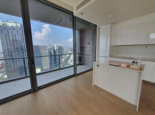 🔥New Penthouse🔥Spacious 3-Bed, 3-Bath Condo in Thonglor