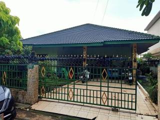 Single house for sale in Nong Ket Yai, corner house, Nong Pla Lai, Bang Lamung, Chonburi.