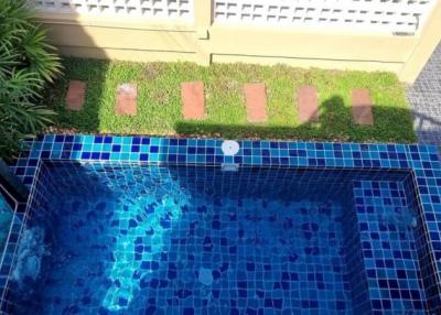 Pool villa house for sale in the middle of Pattaya. With furniture, fully decorated, Bang Lamung, Chonburi