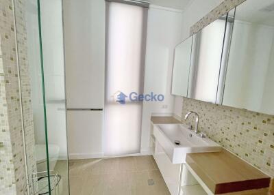 2 Bedrooms Condo in Northpoint Wongamat C009560