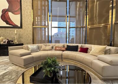 Luxury condo near BTS Thonglor with FENDI CASA-inspired design.