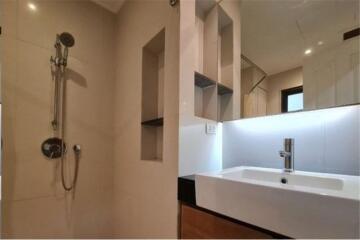 Pet-Friendly and Spacious 3-Bedroom Apartment in Sukhumvit Soi 31