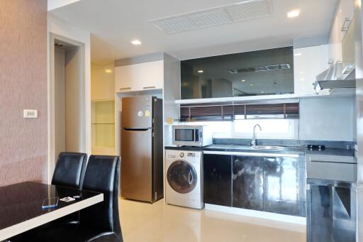 2 bedroom Condo in Apus Pattaya