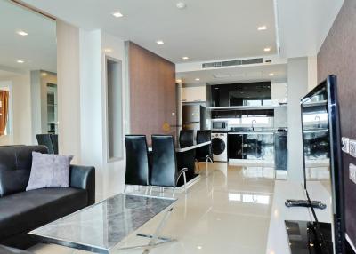 2 bedroom Condo in Apus Pattaya