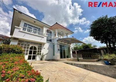 157 Sqm., 4 Beds House listed for ฿ 3,990,000.