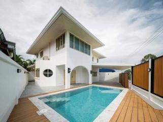 Single house for sale in Sattahip, sea side, Soi Na Jomtien 38. Fully furnished,move in ready, Chonburi