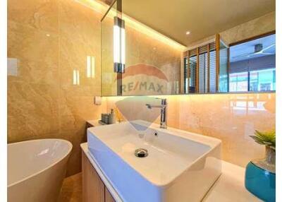 New Luxury Condominium Project in Prime Location - 920601002-43