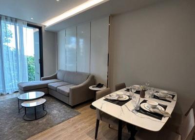 1-BR Serviced Apt. near BTS Bearing