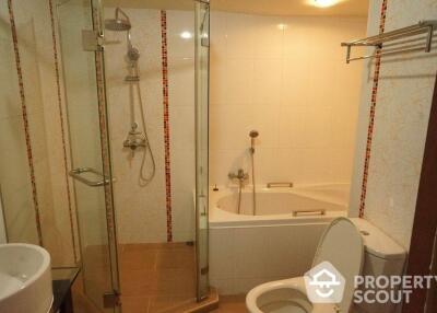 2-BR Condo at Baan Suanpetch Condominium near BTS Phrom Phong (ID 380287)