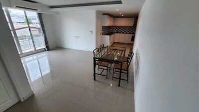 2 bed Condo in The Waterford Sukhumvit 50 Phra Khanong Sub District C020502