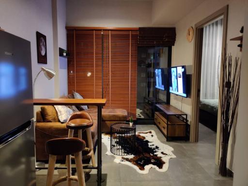 -Urgent sale- The Lofts Asoke with tenant (S15-33167)