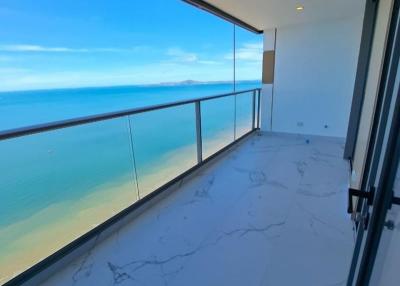 Condo for sale in Pattaya, Copacabana Beach, Jomtien, Pattaya, 5 star luxury condo, beautiful room, sea view.