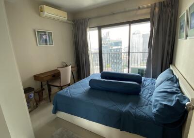 2-bedroom Condo BTS Thonglor