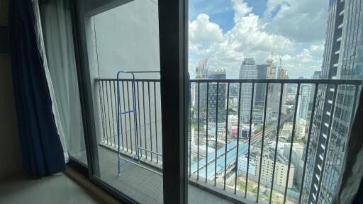 2-bedroom Condo BTS Thonglor