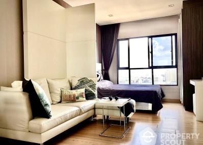 1-BR Condo at Urbano Absolute near BTS Krung Thon Buri