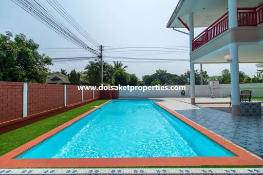 3-Bedroom Family Home with Swimming Pool for Sale in Talat Kwan, Doi Saket