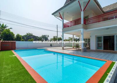 3-Bedroom Family Home with Swimming Pool for Sale in Talat Kwan, Doi Saket