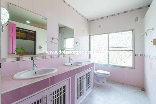 3-Bedroom Family Home with Swimming Pool for Sale in Talat Kwan, Doi Saket